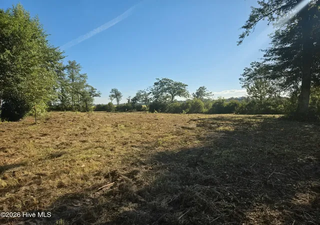 Photo 1 of Land for sale at 1218 Woods Ct, Morehead City, NC 28557 | MLS# 100601047 | Listing updated on 2026-09-09
