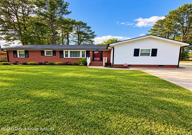 Photo 1 of Single family home for sale at 500 Dale St Sw, Wilson, NC 27893 | MLS# 100590012 | Listing updated on 2026-10-26