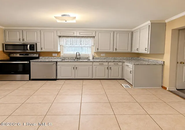 Photo 3 of Single family home for sale at 500 Dale St Sw, Wilson, NC 27893 | MLS# 100590012 | Listing updated on 2026-10-26