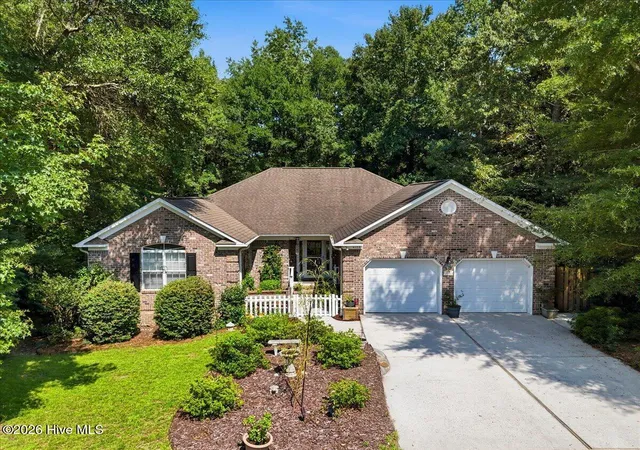 Photo 1 of Single family home for sale at 4135 Cape Landing Rd, Castle Hayne, NC 28429 | MLS# 100601481 | Listing updated on 2026-09-19