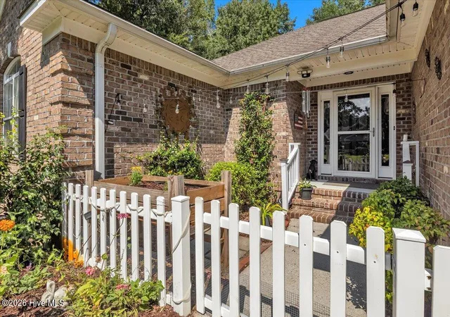 Photo 3 of Single family home for sale at 4135 Cape Landing Rd, Castle Hayne, NC 28429 | MLS# 100601481 | Listing updated on 2026-09-19