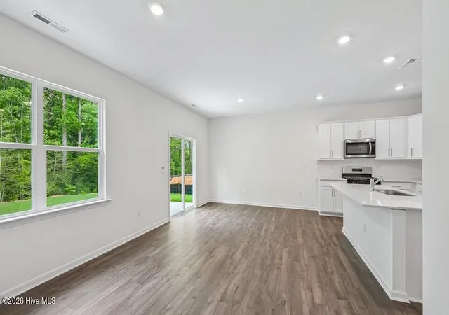 Photo 4 of Single family home for sale at 421 Conifer St, Sanford, NC 27332 | MLS# 100603381 | Listing updated on 2026-09-14
