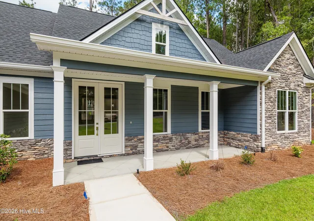 Photo 4 of Single family home for sale at 122 Terrace Cir, Mc Cormick, SC 29835 | MLS# 100603116 | Listing updated on 2026-09-12