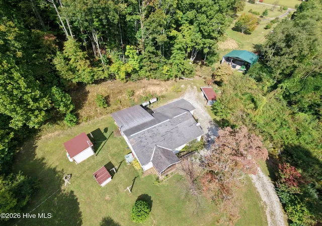 Photo 2 of Single family home for sale at 131 Patterson Ln, Andrews, NC 28901 | MLS# 100609520 | Listing updated on 2026-10-20