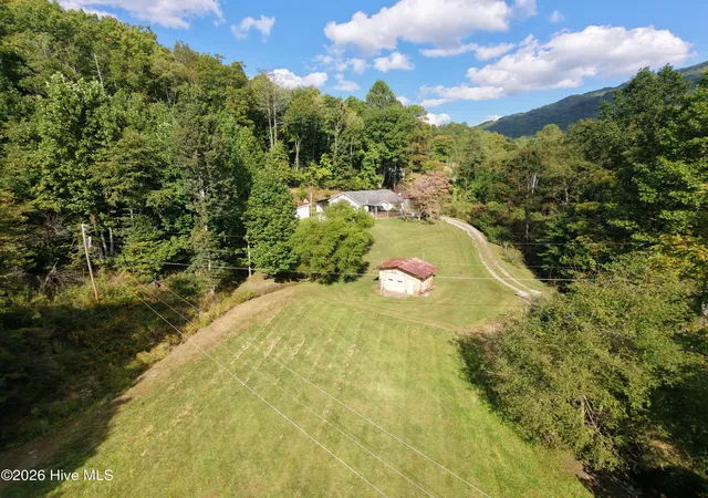 Photo 3 of Single family home for sale at 131 Patterson Ln, Andrews, NC 28901 | MLS# 100609520 | Listing updated on 2026-10-20