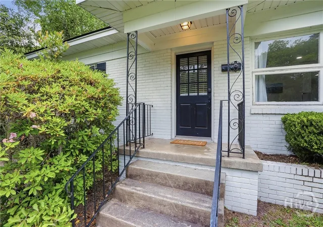 Photo 3 of Single family home for sale at 2130 Glynnwood Dr, Savannah, GA 31404 | MLS# SA353029 | Listing updated on 2026-09-06