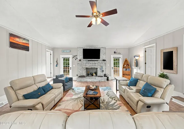 Photo 2 of Single family home for sale at 321 Ne 60th Street, Oak Island, NC 28465 | MLS# 100602931 | Listing updated on 2026-09-30