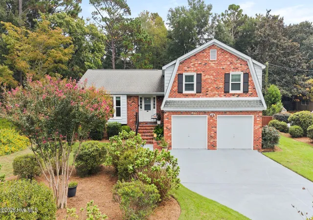 Single family home for sale at 2316 Lynnwood Dr, Wilmington, NC 28403 | MLS# 100607993