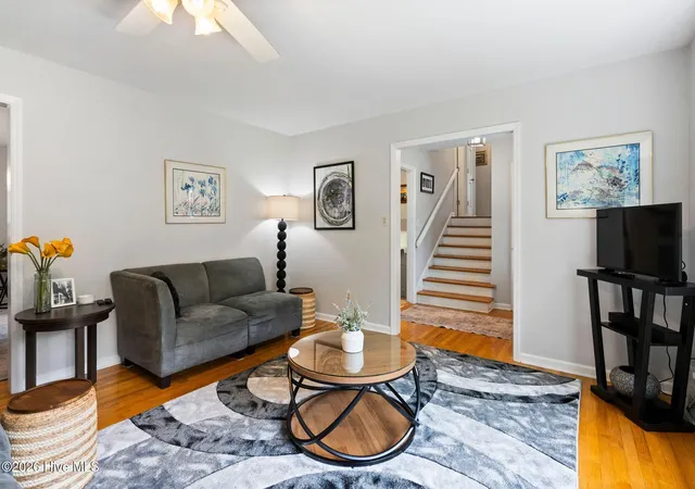 Photo 2 of Single family home for sale at 2316 Lynnwood Dr, Wilmington, NC 28403 | MLS# 100607993 | Listing updated on 2026-10-27
