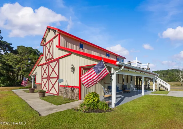 Photo 1 of Single family home for sale at 116 Straits Rd, Beaufort, NC 28516 | MLS# 100609021 | Listing updated on 2026-10-08