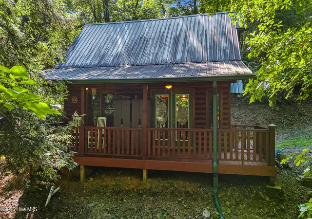 Photo 2 of Single family home for sale at 167 Lemon Drop Ln, Murphy, NC 28906 | MLS# 100607853 | Listing updated on 2026-10-20