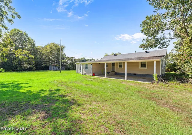 Photo 2 of Single family home for sale at 3795 Rouse Loop Rd, La Grange, NC 28551 | MLS# 100601979 | Listing updated on 2026-09-08