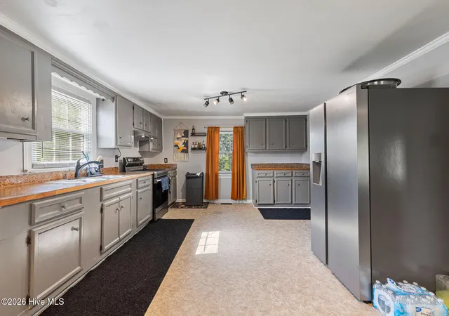 Photo 3 of Single family home for sale at 3795 Rouse Loop Rd, La Grange, NC 28551 | MLS# 100601979 | Listing updated on 2026-09-08