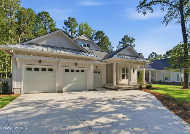 Photo 1 of Single family home for sale at 406 Old Forest Dr, Castle Hayne, NC 28429 | MLS# 100559739 | Listing updated on 2026-09-14