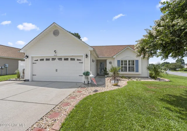 Photo 1 of Single family home for sale at 1017 Jocassee Dr, Little River, SC 29566 | MLS# 100601650 | Listing updated on 2026-09-08