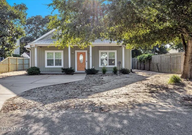 Photo 2 of Single family home for sale at 102 Nw 4th Street, Oak Island, NC 28465 | MLS# 100600160 | Listing updated on 2026-09-29