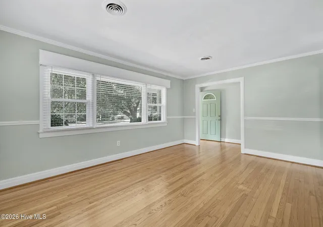 Photo 3 of Single family home for sale at 3609 Wilshire Blvd, Wilmington, NC 28403 | MLS# 100602026 | Listing updated on 2026-09-08