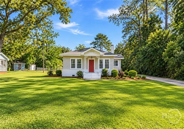 Single family home for sale at 64 Nelson Ave, Savannah, GA 31408 | MLS# SA363908