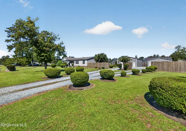 Photo 1 of Manufactured home for sale at 114 Bellhammon Dr, Rocky Point, NC 28457 | MLS# 100602279 | Listing updated on 2026-10-06