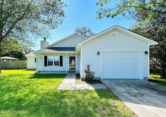 Photo 1 of Single family home for sale at 152 Horse Shoe Bnd, Jacksonville, NC 28546 | MLS# 100600367 | Listing updated on 2026-09-14