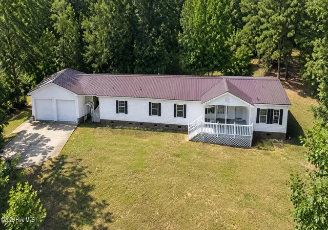 Photo 1 of Manufactured home for sale at 138 River Oaks Dr, Stella, NC 28582 | MLS# 100599202 | Listing updated on 2026-10-21