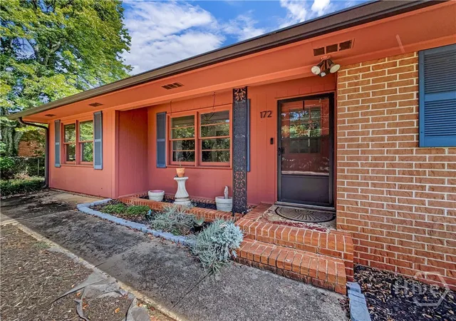 Photo 2 of Single family home for sale at 172 Glendale, Winterville, GA 30683 | MLS# CL364315 | Listing updated on 2026-09-12