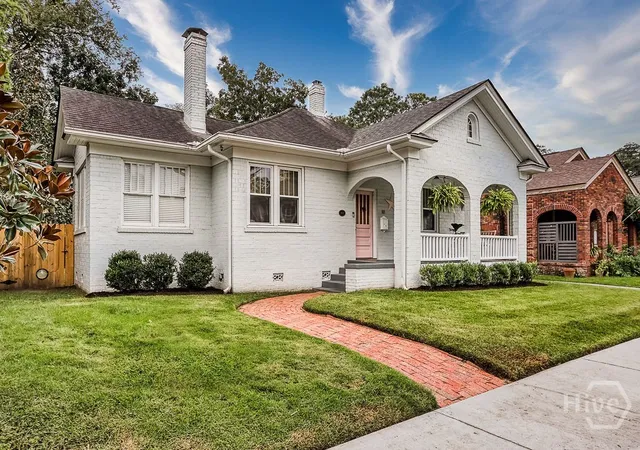 Photo 1 of Single family home for sale at 617 E 51st Street, Savannah, GA 31405 | MLS# SA366239 | Listing updated on 2026-10-29