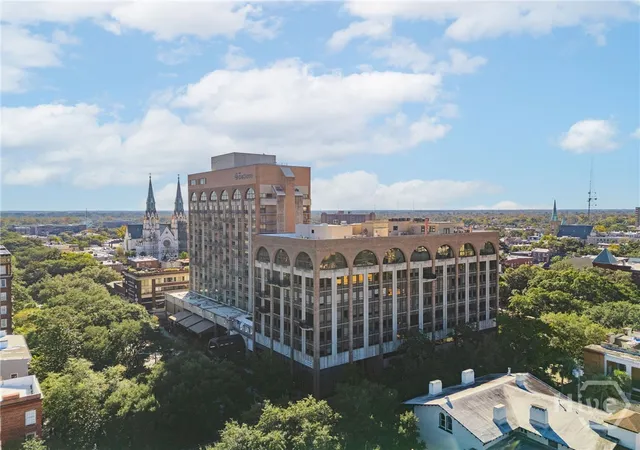 Photo 2 of Condo for sale at 300 Bull St #601, Savannah, GA 31401 | MLS# SA364572 | Listing updated on 2026-09-15
