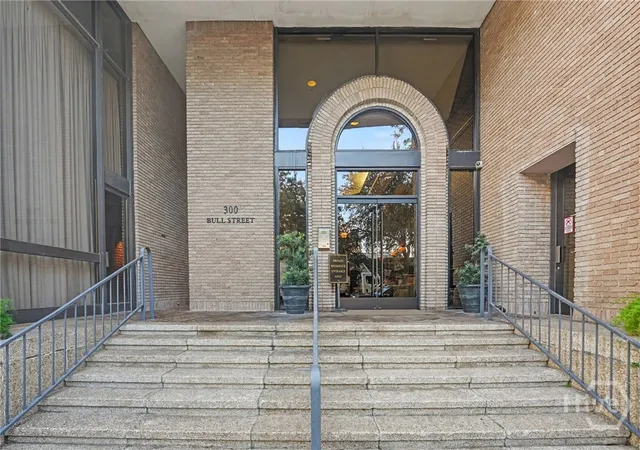 Photo 3 of Condo for sale at 300 Bull St #601, Savannah, GA 31401 | MLS# SA364572 | Listing updated on 2026-09-15