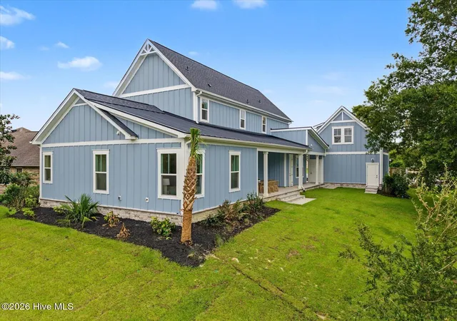 Photo 1 of Single family home for sale at 115 S Middleton Dr Nw, Calabash, NC 28467 | MLS# 100507378 | Listing updated on 2026-10-27