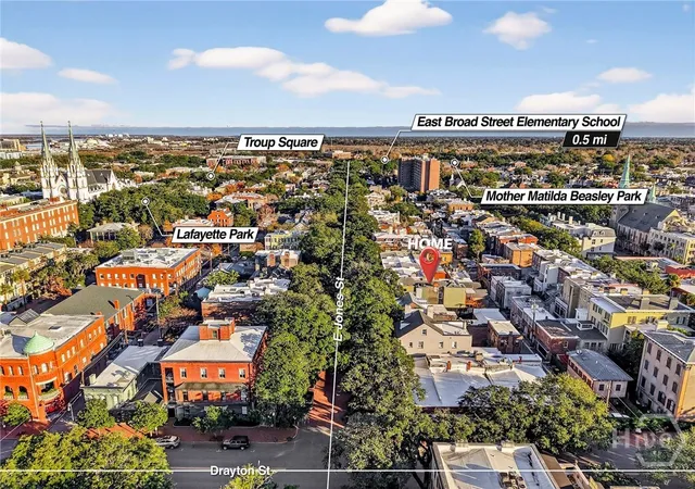 Listing Photo 2 - Condo for sale in building located at 15 E Jones St, Savannah, GA 31401 - Unit #3B