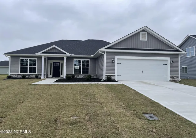 Photo 1 of Single family home for sale at 6117 Gondolier Dr, New Bern, NC 28560 | MLS# 100603282 | Listing updated on 2026-09-13