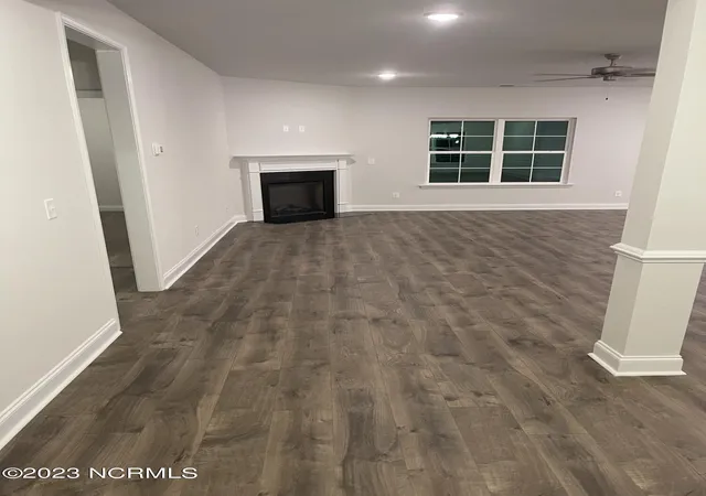 Photo 3 of Single family home for sale at 6117 Gondolier Dr, New Bern, NC 28560 | MLS# 100603282 | Listing updated on 2026-09-13