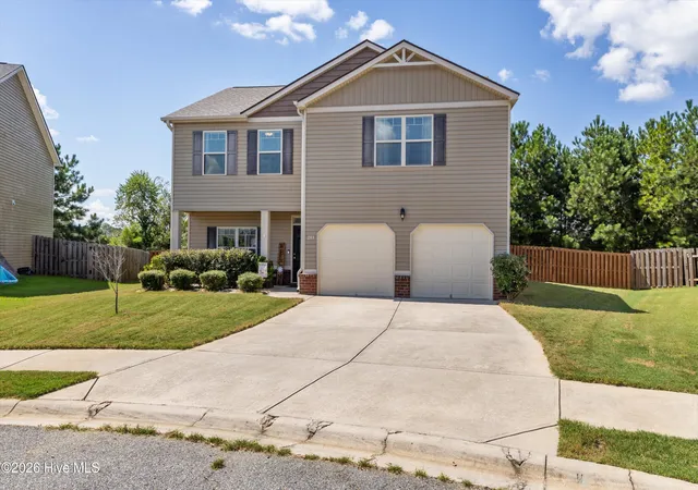 Photo 2 of Single family home for sale at 211 Hazelwood Ct, Grovetown, GA 30813 | MLS# 100601139 | Listing updated on 2026-09-03