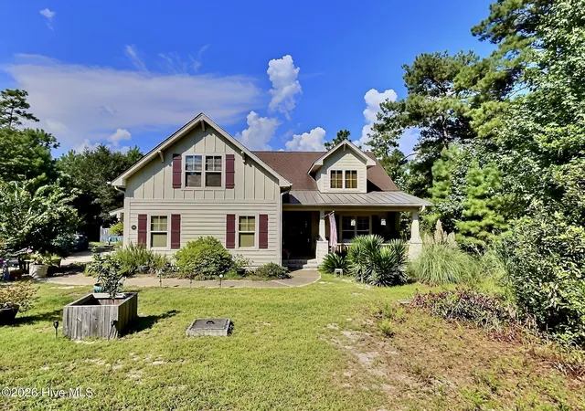Photo 1 of Single family home for sale at 520 Laurinburg Rd, Southport, NC 28461 | MLS# 100601276 | Listing updated on 2026-09-20