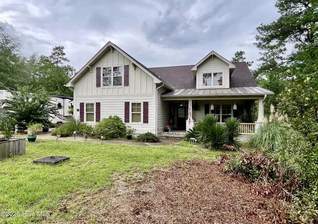 Photo 3 of Single family home for sale at 520 Laurinburg Rd, Southport, NC 28461 | MLS# 100601276 | Listing updated on 2026-09-20
