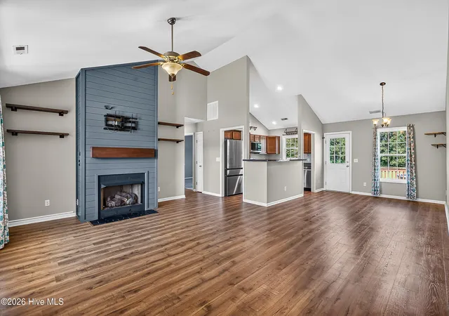 Photo 4 of Single family home for sale at 102 Serena Mariah Ct, Beulaville, NC 28518 | MLS# 100610711 | Listing updated on 2026-10-28
