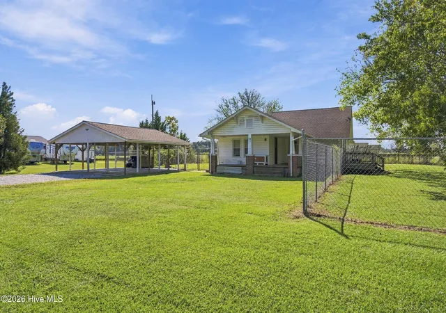 Photo 3 of Single family home for sale at 128 Minos Meares Rd, Tabor City, NC 28463 | MLS# 100609076 | Listing updated on 2026-10-27
