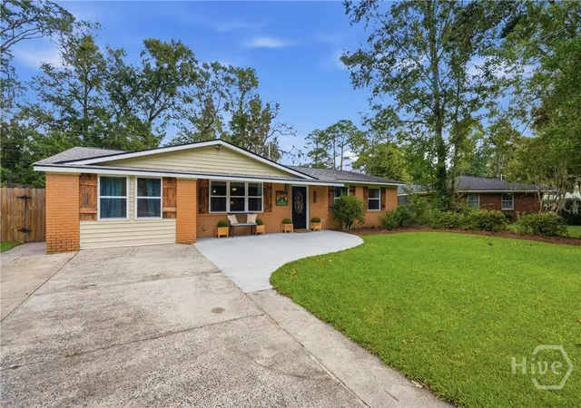 Photo 1 of Single family home for sale at 104 Ventura Blvd, Savannah, GA 31419 | MLS# SA364273 | Listing updated on 2026-09-11