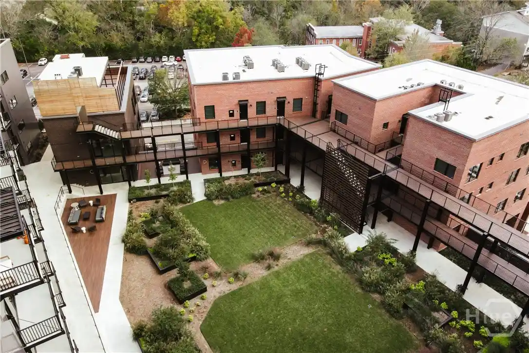 Listing Photo 2 - Condo for sale in 220 Williams St located at 220 Williams St, Athens, GA 30605 - Unit #E302
