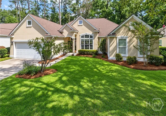 Photo 2 of Single family home for sale at 32 Coffee Pointe Dr, Savannah, GA 31419 | MLS# SA366286 | Listing updated on 2026-10-29