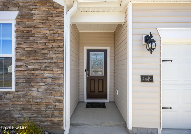 Photo 3 of Single family home for sale at 4449 Marthas Village Ln, Ayden, NC 28513 | MLS# 100602468 | Listing updated on 2026-09-16