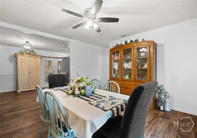 Photo 3 of Single family home for sale at 373 Sandpiper Rd, Richmond Hill, GA 31324 | MLS# SA351075 | Listing updated on 2026-09-11