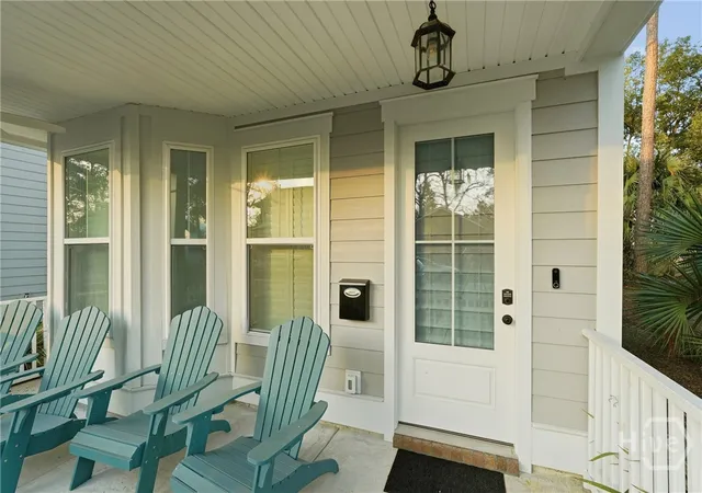 Photo 2 of Single family home for sale at 806 E 35th Street, Savannah, GA 31401 | MLS# SA346173 | Listing updated on 2026-09-08
