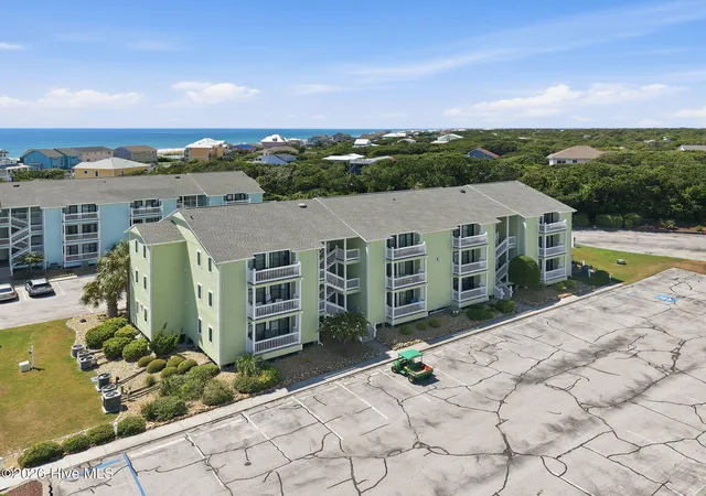 Listing Photo 5 - Condo for sale in building located at 9201 Coast Guard Rd, Emerald Isle, NC 28594 - Unit #E103