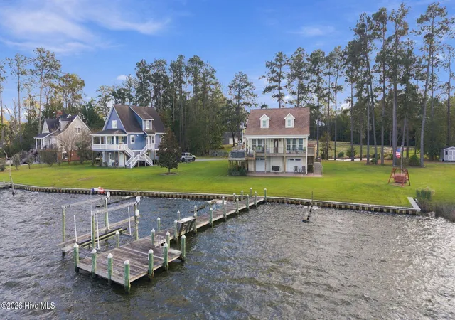 Photo 4 of Single family home for sale at 127 Dickinson Rd, Chocowinity, NC 27817 | MLS# 100611516 | Listing updated on 2026-10-22