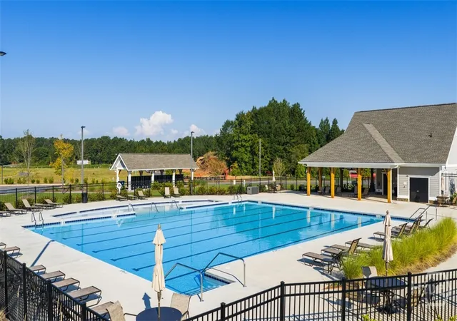Photo 3 of Single family home for sale at 3680 Rivercrest Dr, Bogart, GA 30622 | MLS# CL363833 | Listing updated on 2026-09-03