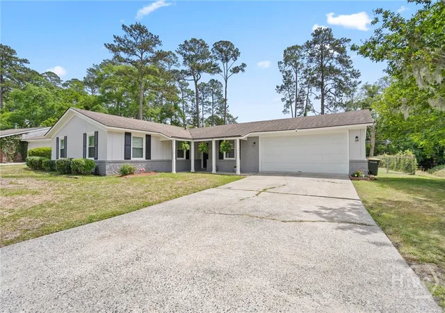 Photo 1 of Single family home for sale at 12610 Golf Clb Dr, Savannah, GA 31419 | MLS# SA352121 | Listing updated on 2026-09-12