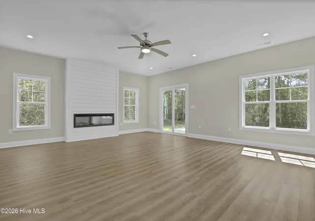 Photo 3 of Single family home for sale at 126 Penquin Pl, Hampstead, NC 28443 | MLS# 100602958 | Listing updated on 2026-09-12