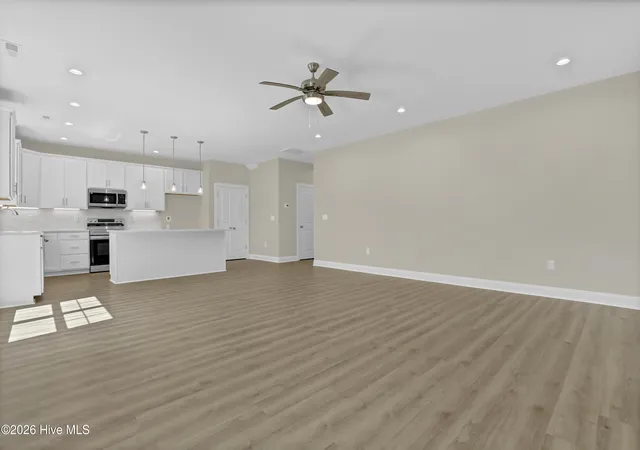 Photo 3 of Single family home for sale at 126 Penquin Pl, Hampstead, NC 28443 | MLS# 100602958 | Listing updated on 2026-09-12